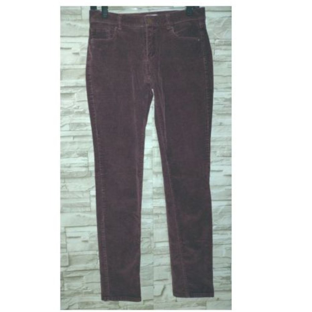 New York & Company Ladies Dark Brown corduroy skinny pants in size 0 (28" waist)